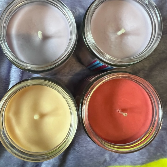 Bath & Body Works Vibrant Candle Collection - Picture 3 of 6